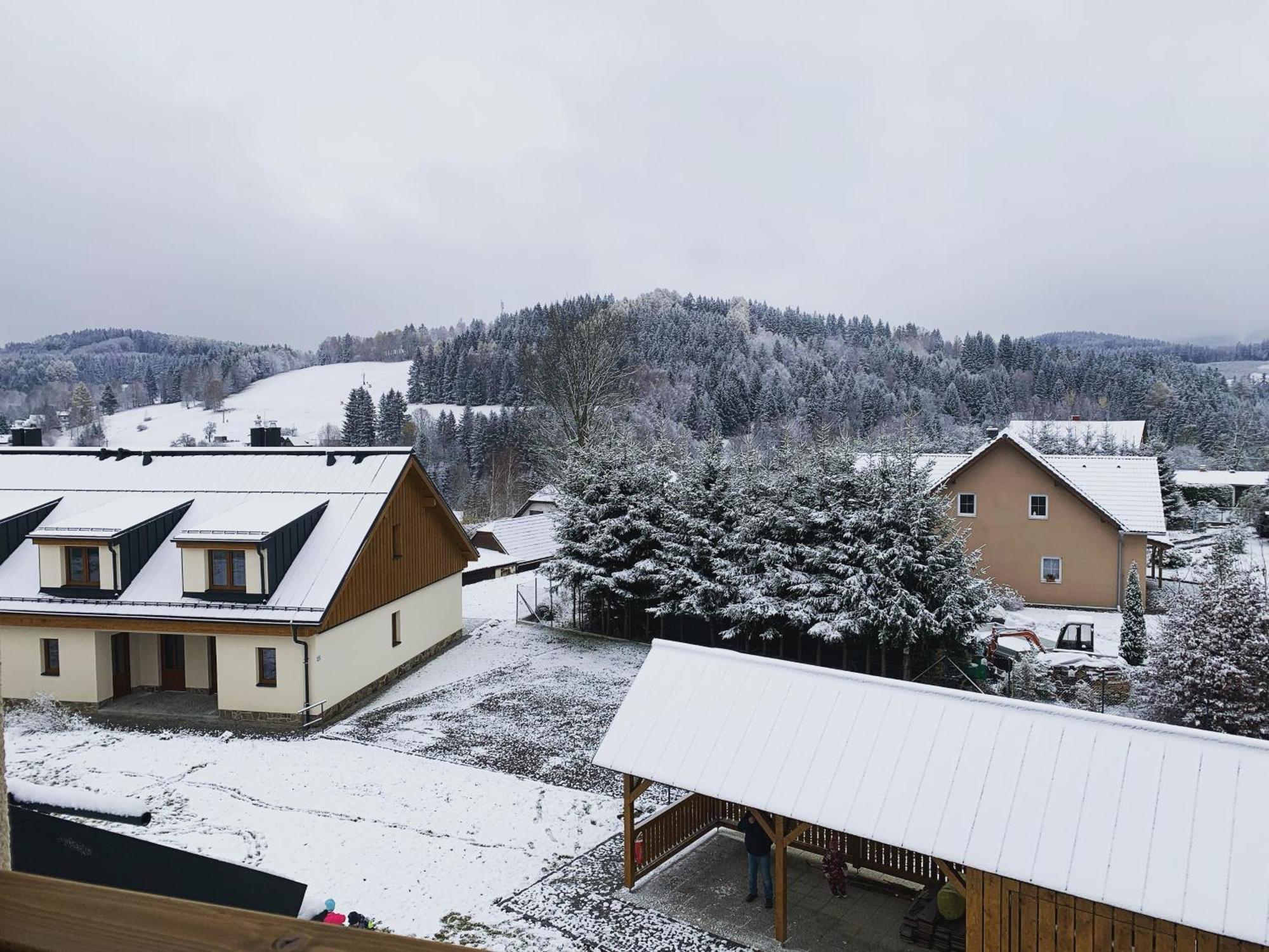Apartman Mavis Kasperske Hory Exterior photo